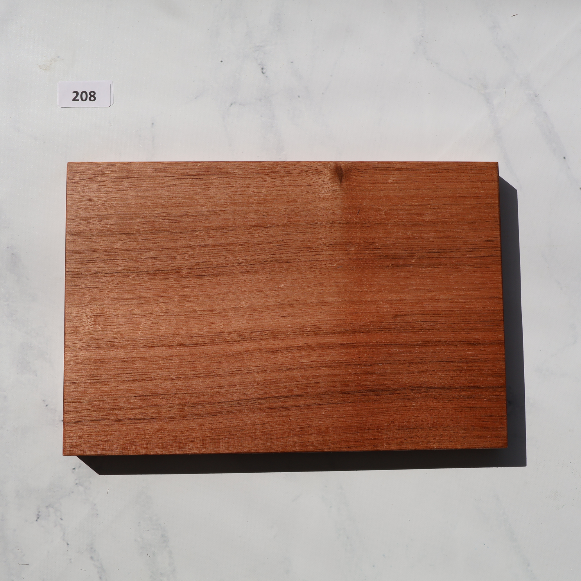 #208 Chopping Board - Tassie Oak (Medium)